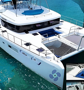Luxury Jacuzzi Catamaran: Gourmet Lunch & Open Bar (Up to 15)